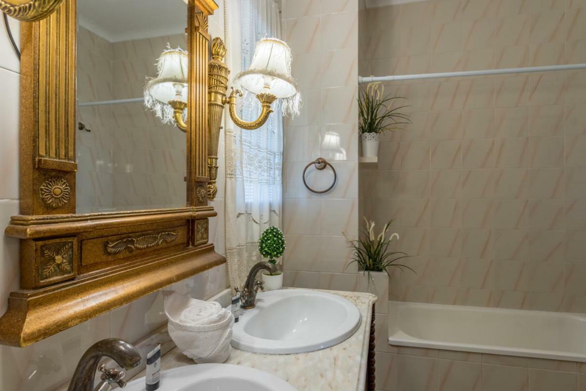 Вілла Casa Ludima Fuentes de Andalucia Екстер'єр фото
