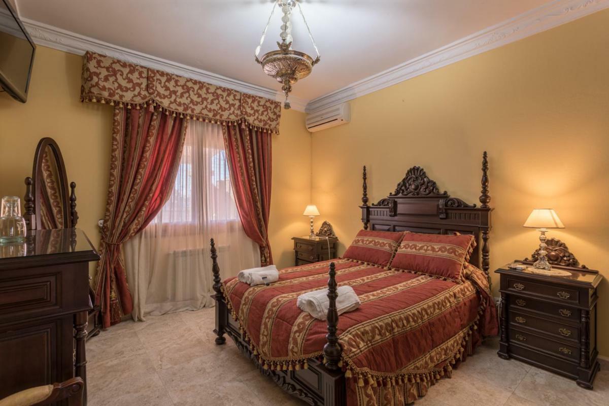 Вілла Casa Ludima Fuentes de Andalucia Екстер'єр фото