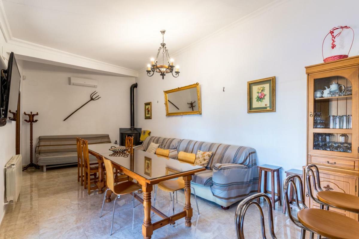 Вілла Casa Ludima Fuentes de Andalucia Екстер'єр фото